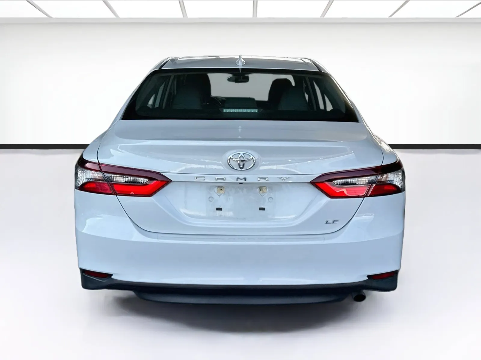Toyota Camry photo 5