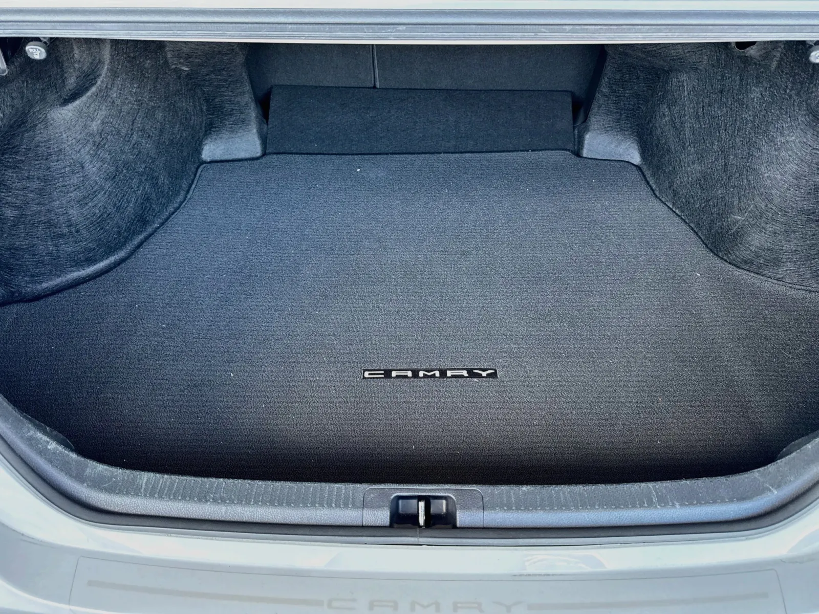 Toyota Camry photo 15