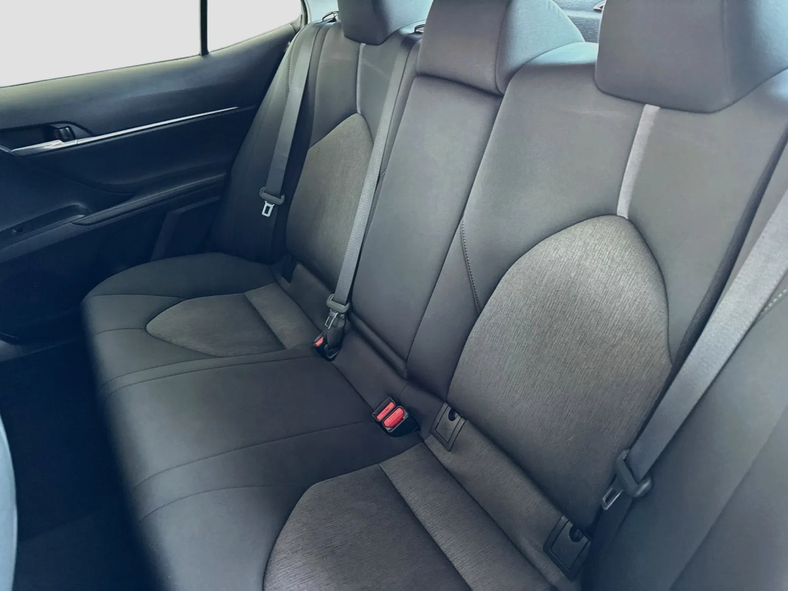 Toyota Camry photo 14