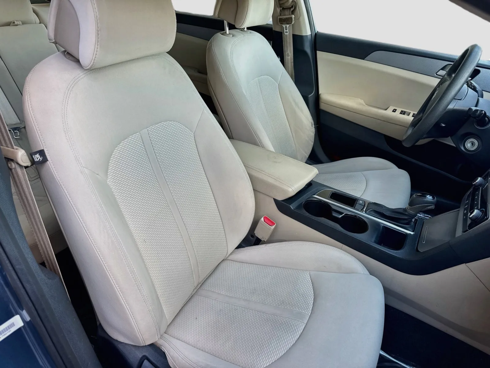 Hyundai Sonata photo 16