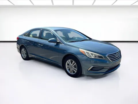 Another view of 2017 Hyundai Sonata for sale in Fontana, CA at KarGenie