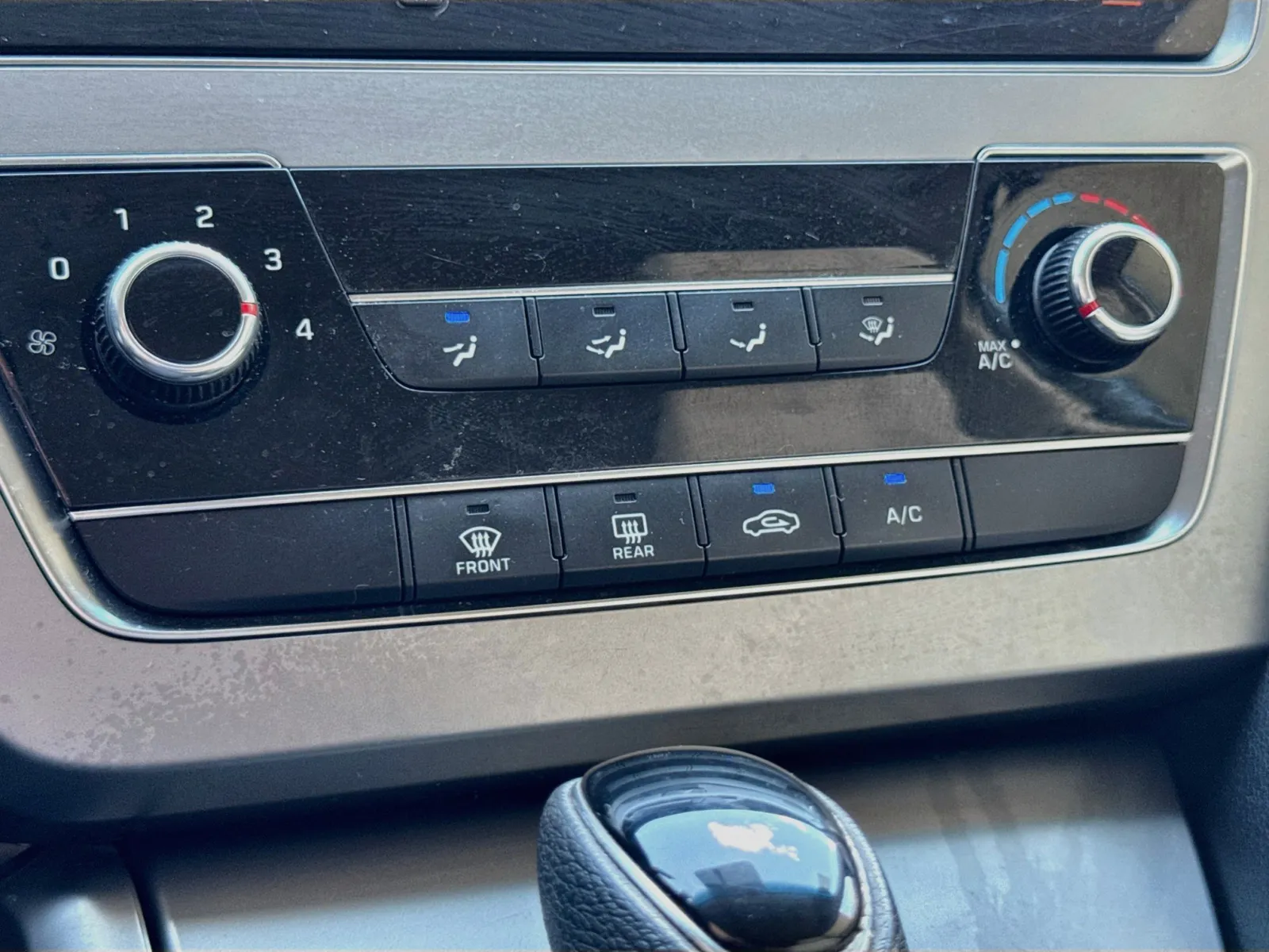 Hyundai Sonata photo 10