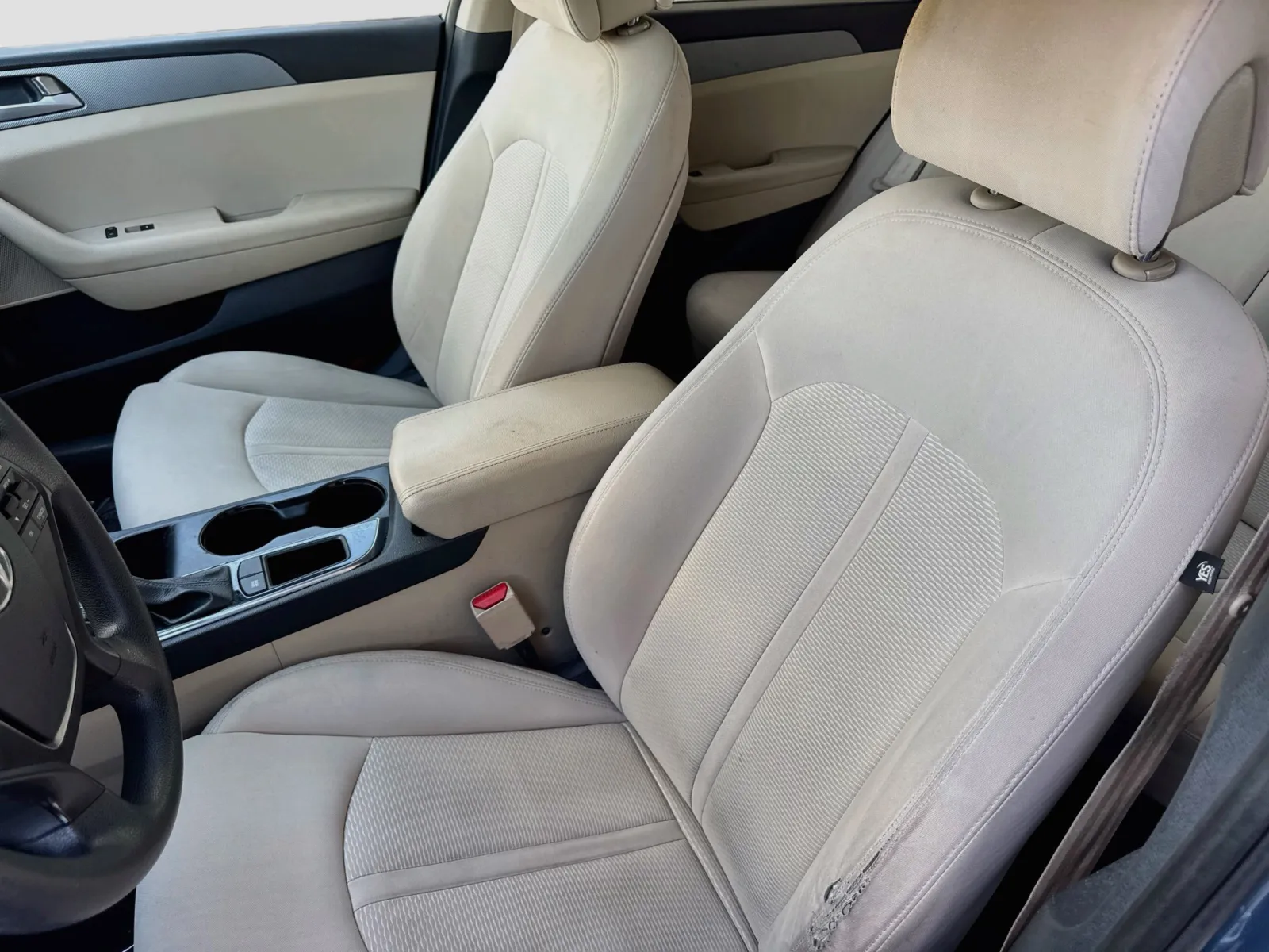 Hyundai Sonata photo 11