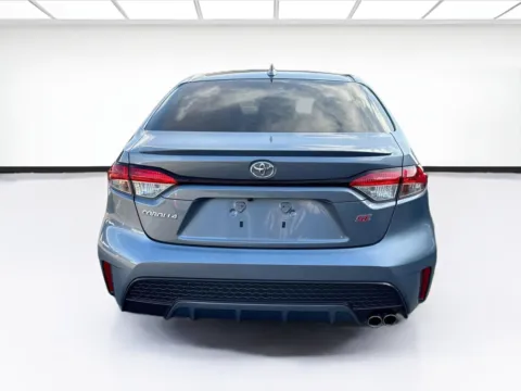 More photos of 2022 Toyota Corolla SE at KarGenie, CA