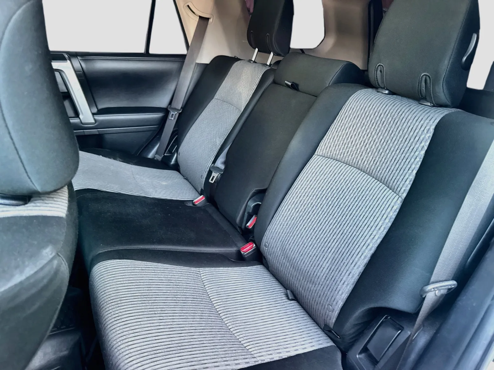 Toyota 4Runner photo 14