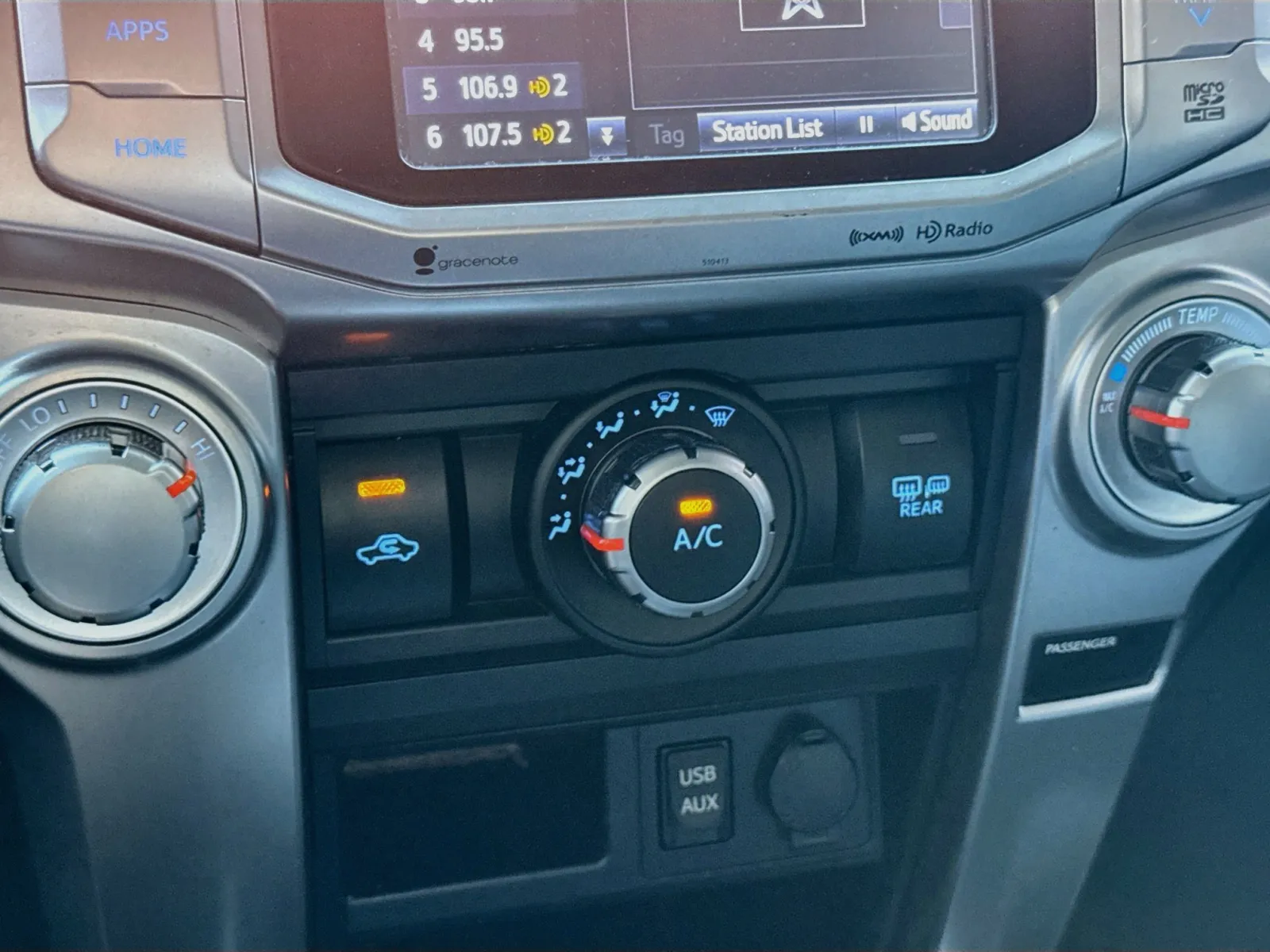 Toyota 4Runner photo 11