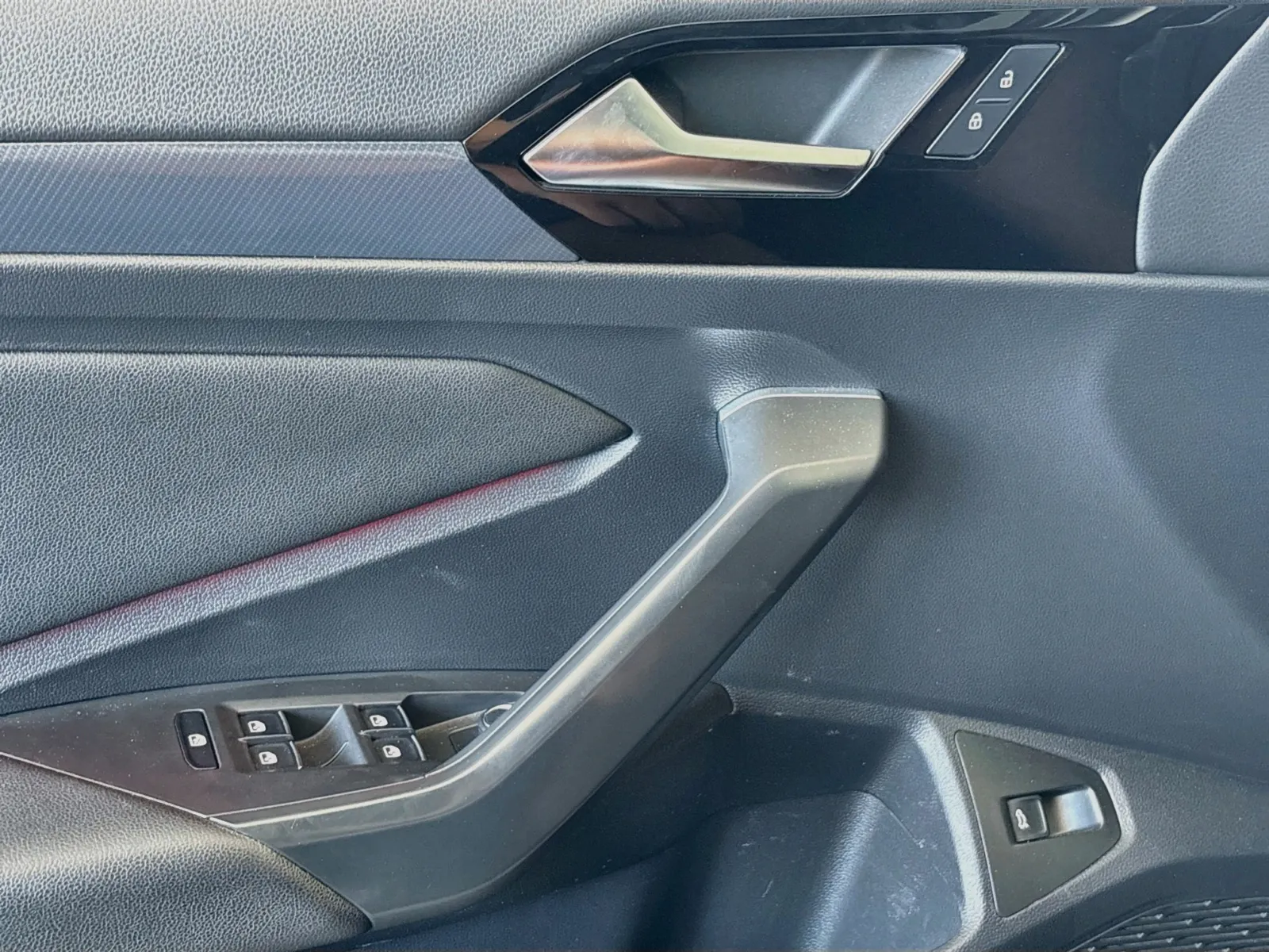 Volkswagen Jetta GLI photo 13