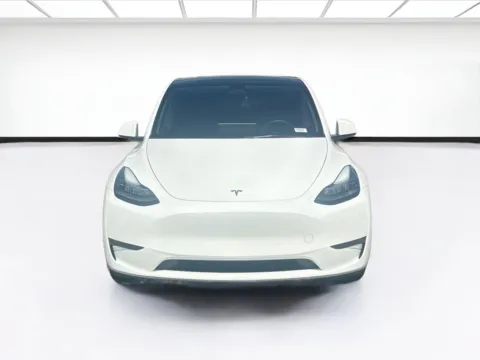 Photos of 2022 Tesla Model Y Long Range for sale in Fontana, CA at KarGenie