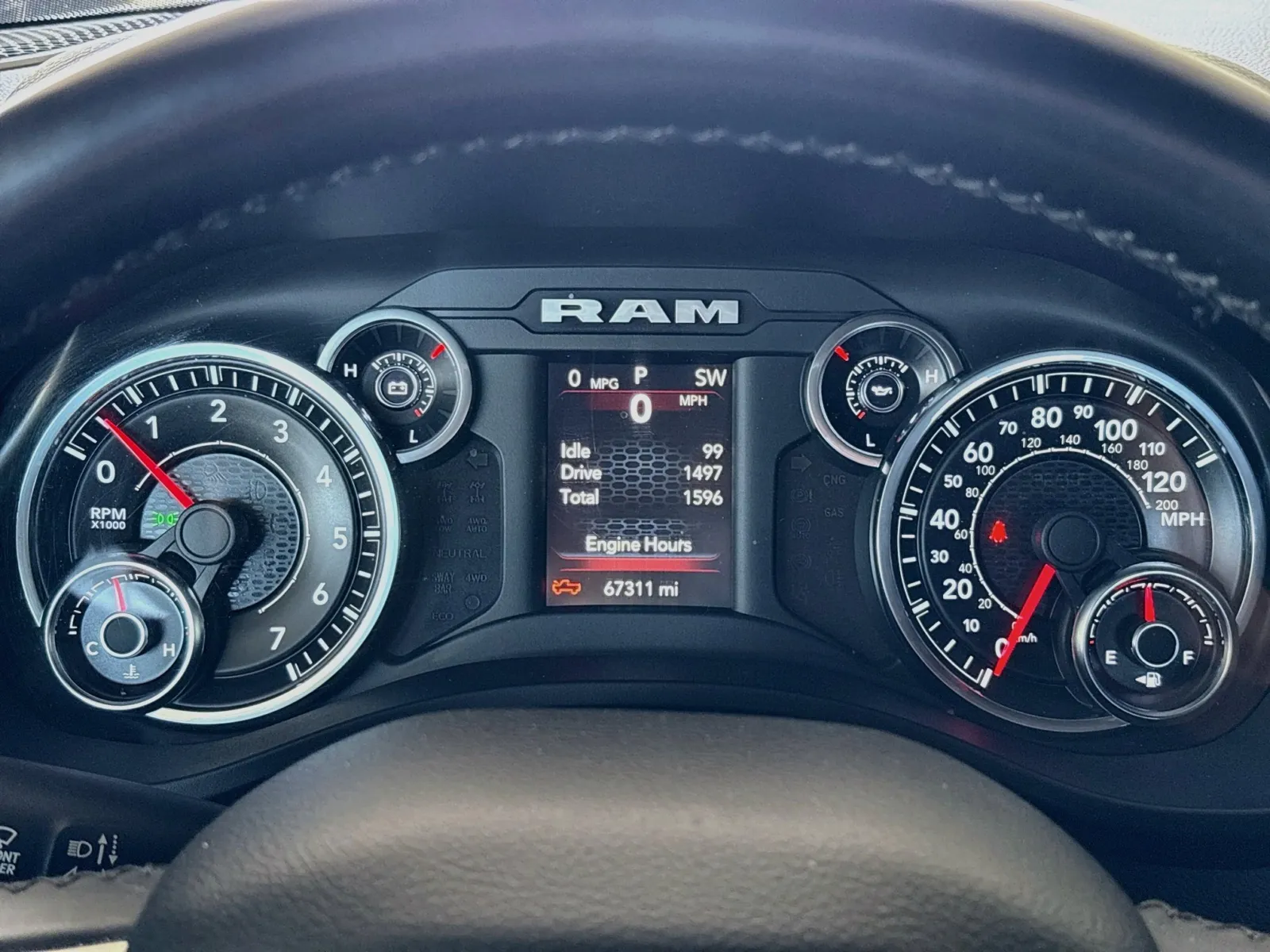 Ram 1500 photo 8