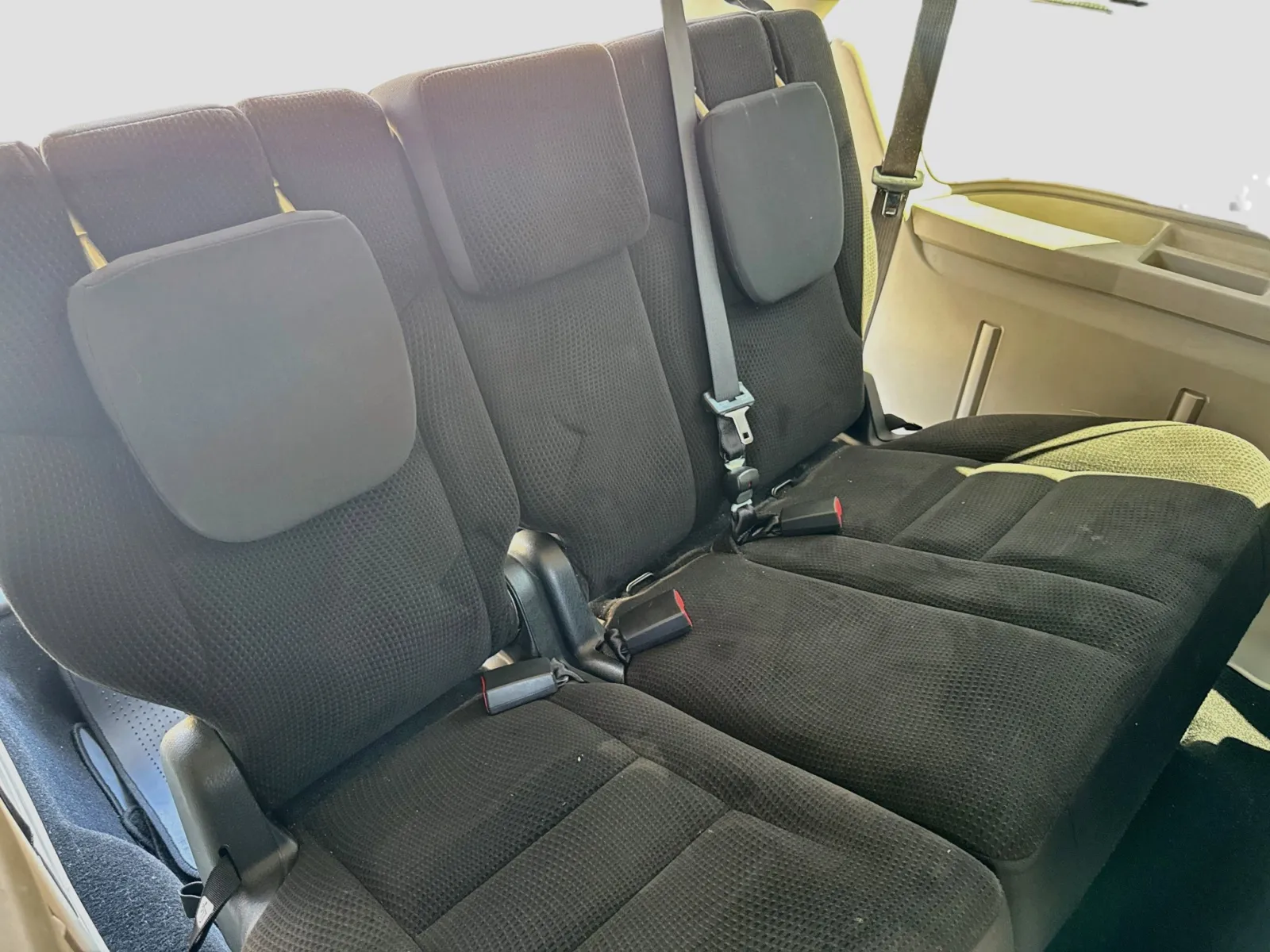 Dodge Grand Caravan photo 17