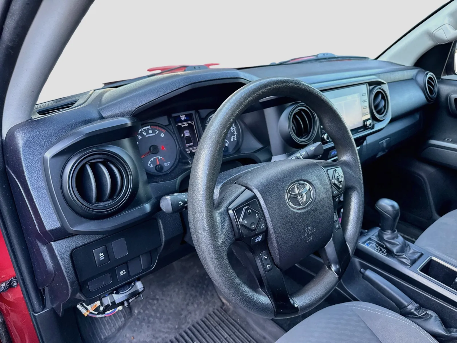Toyota Tacoma photo 7