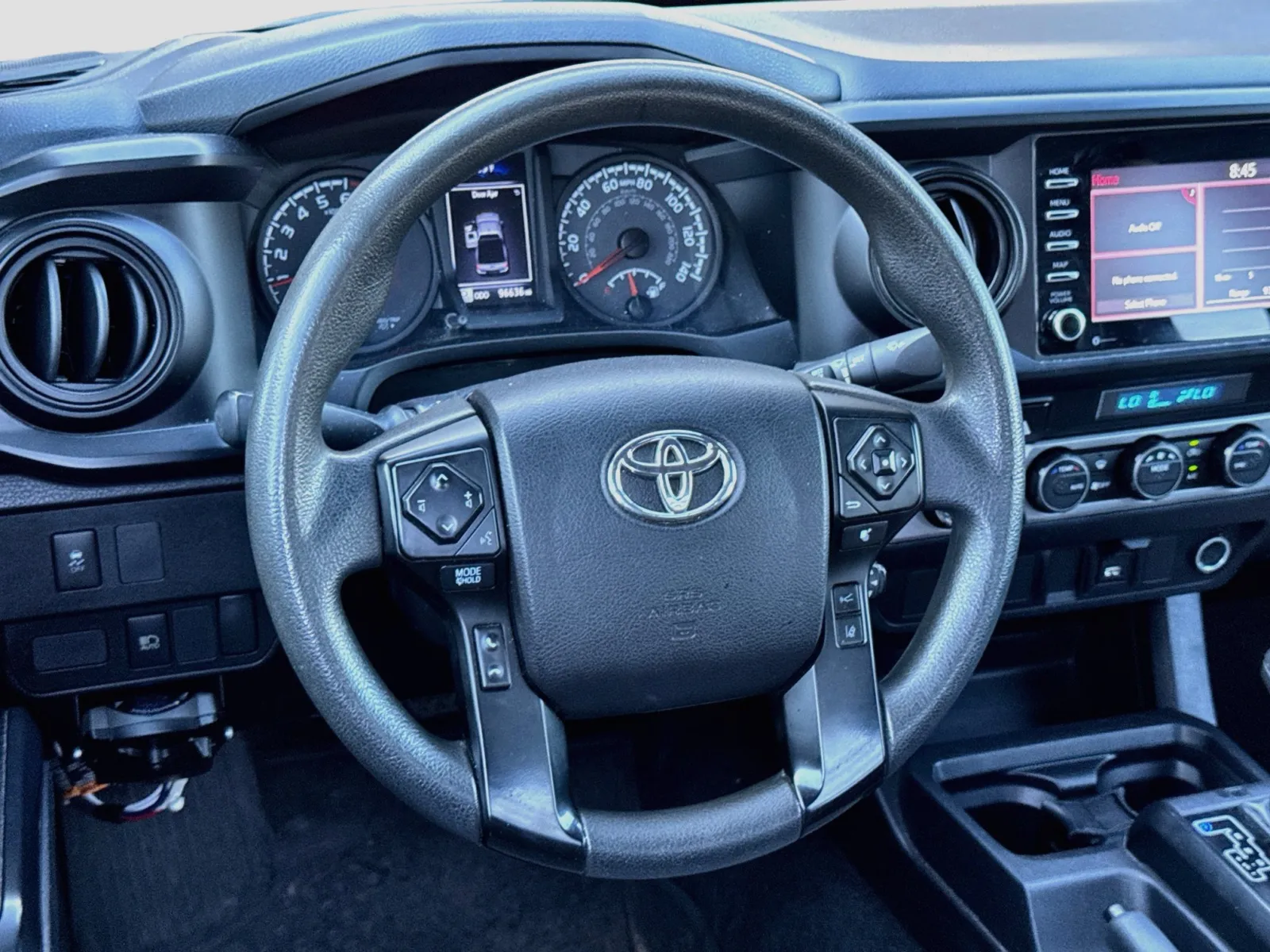 Toyota Tacoma photo 13