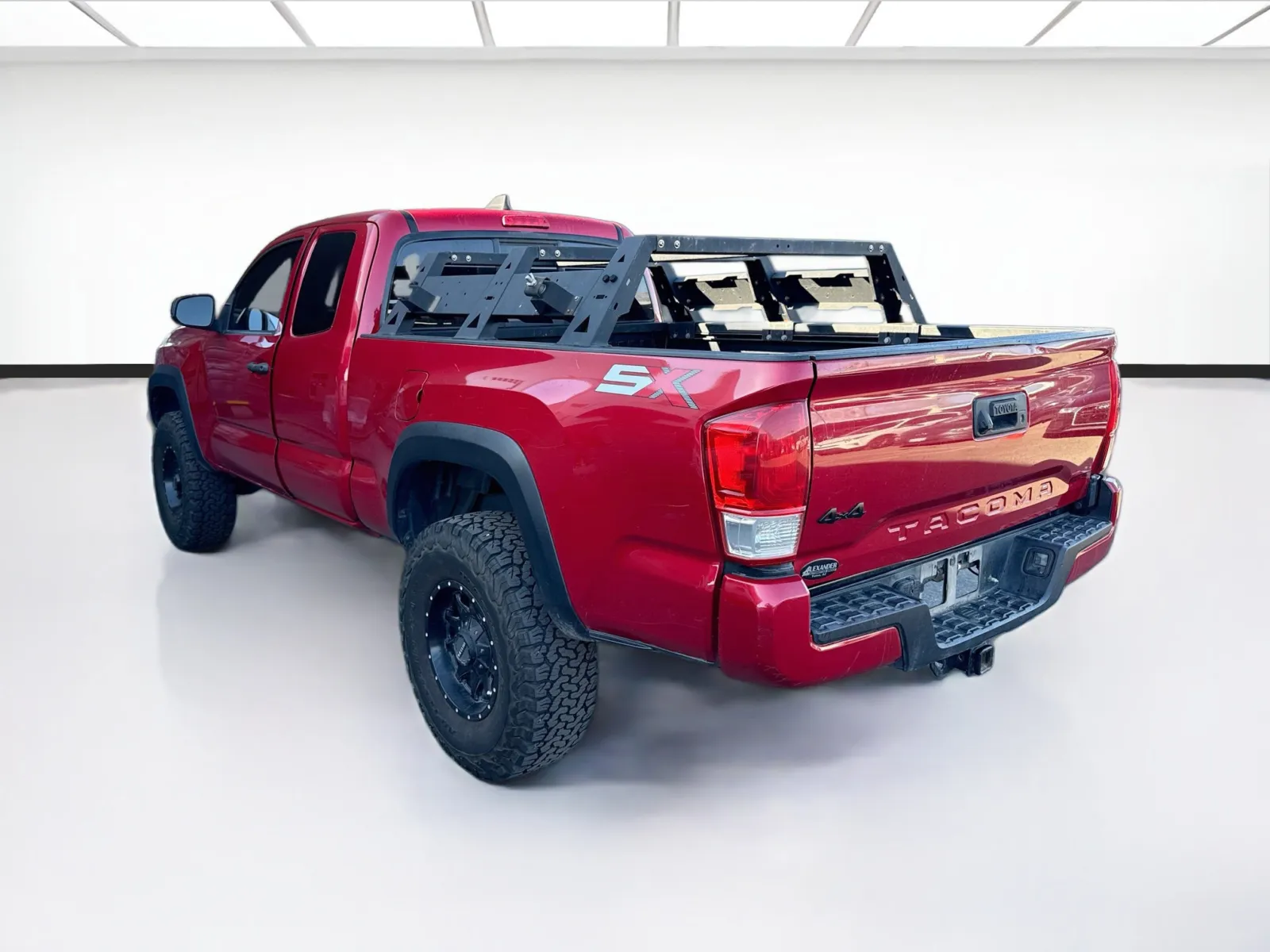 Toyota Tacoma photo 6
