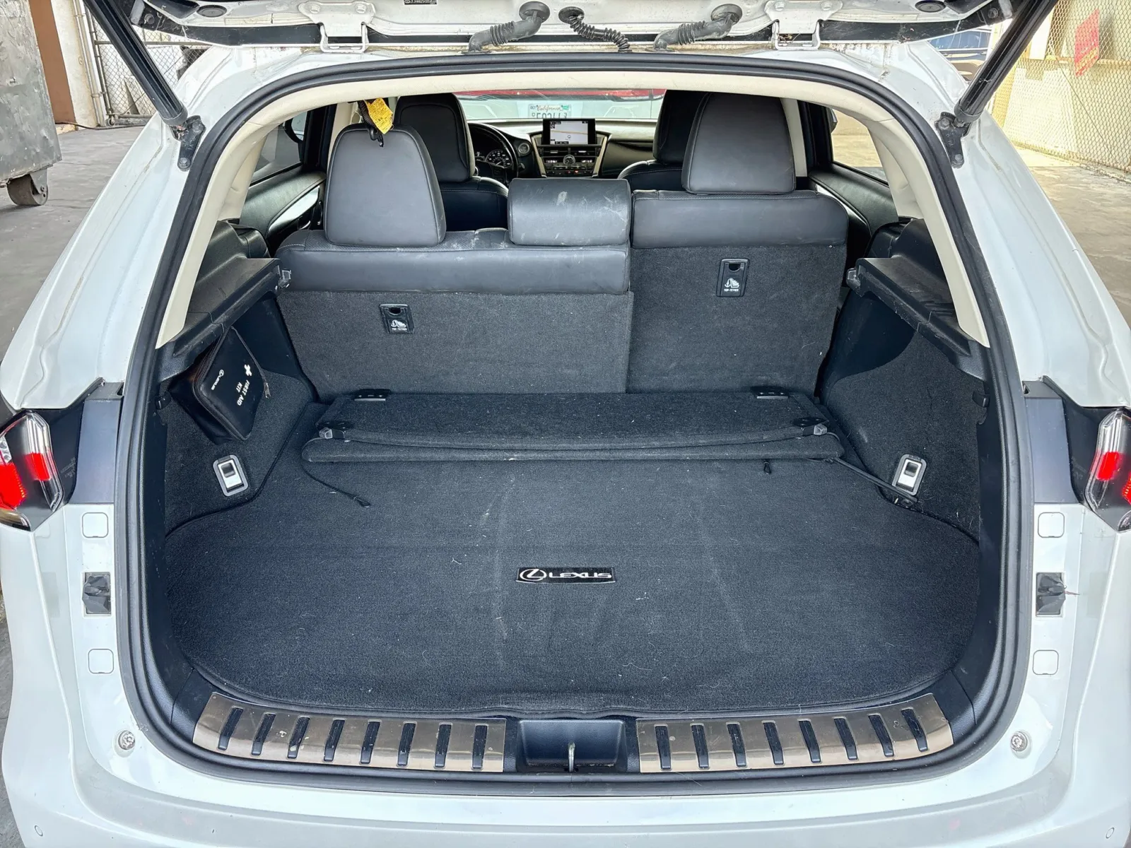 Lexus NX photo 18