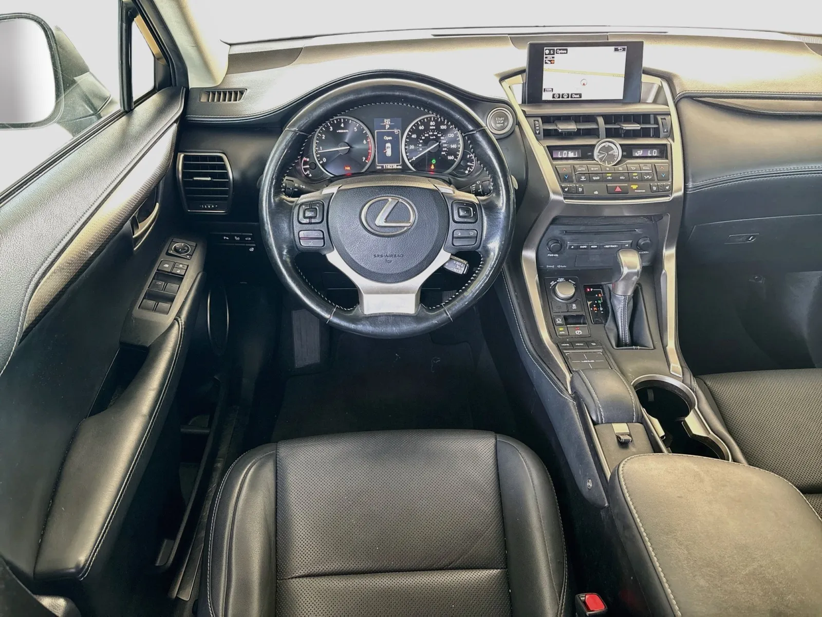 Lexus NX photo 16
