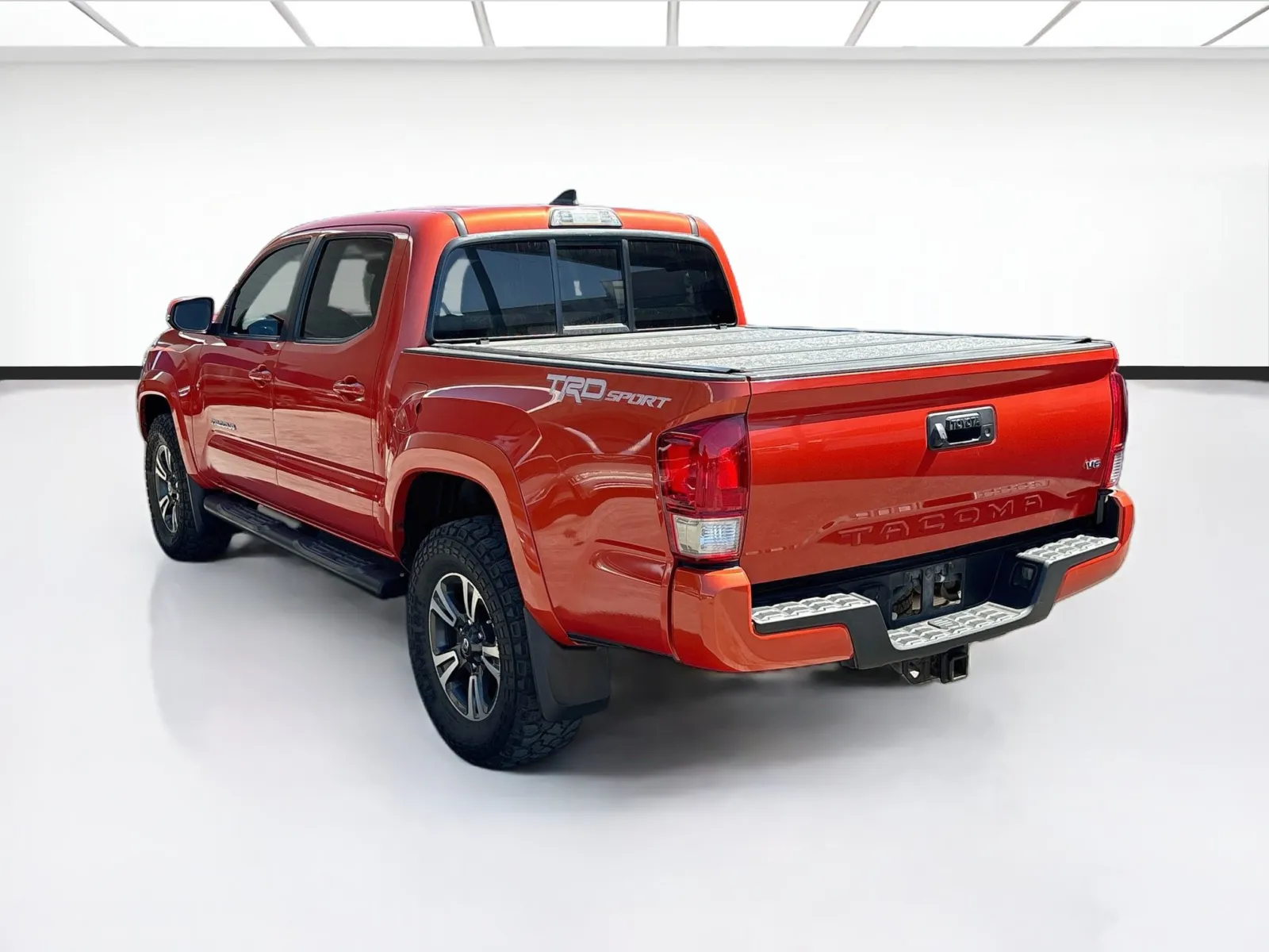 Toyota Tacoma photo 6