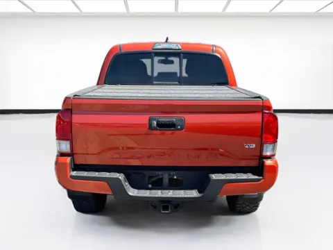 More photos of 2016 Toyota Tacoma TRD Sport at KarGenie, CA