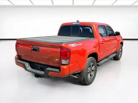 More photos of 2016 Toyota Tacoma TRD Sport at KarGenie, CA