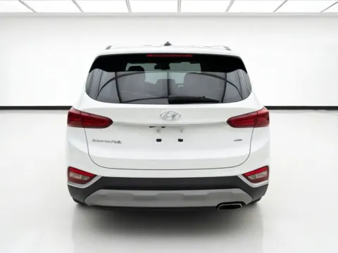 More photos of 2019 Hyundai Santa Fe SE at KarGenie, CA