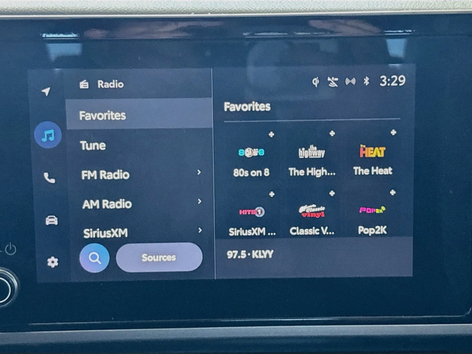 Toyota Camry photo 11
