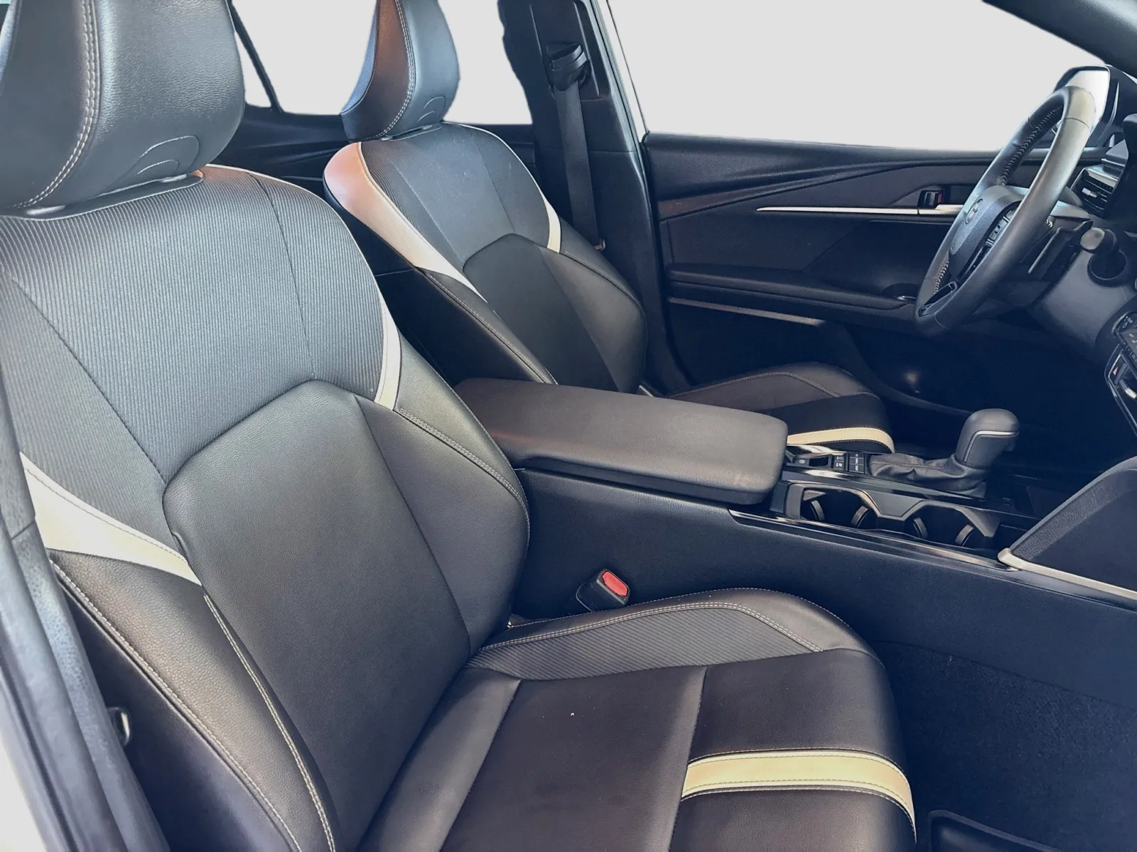 Toyota Camry photo 20