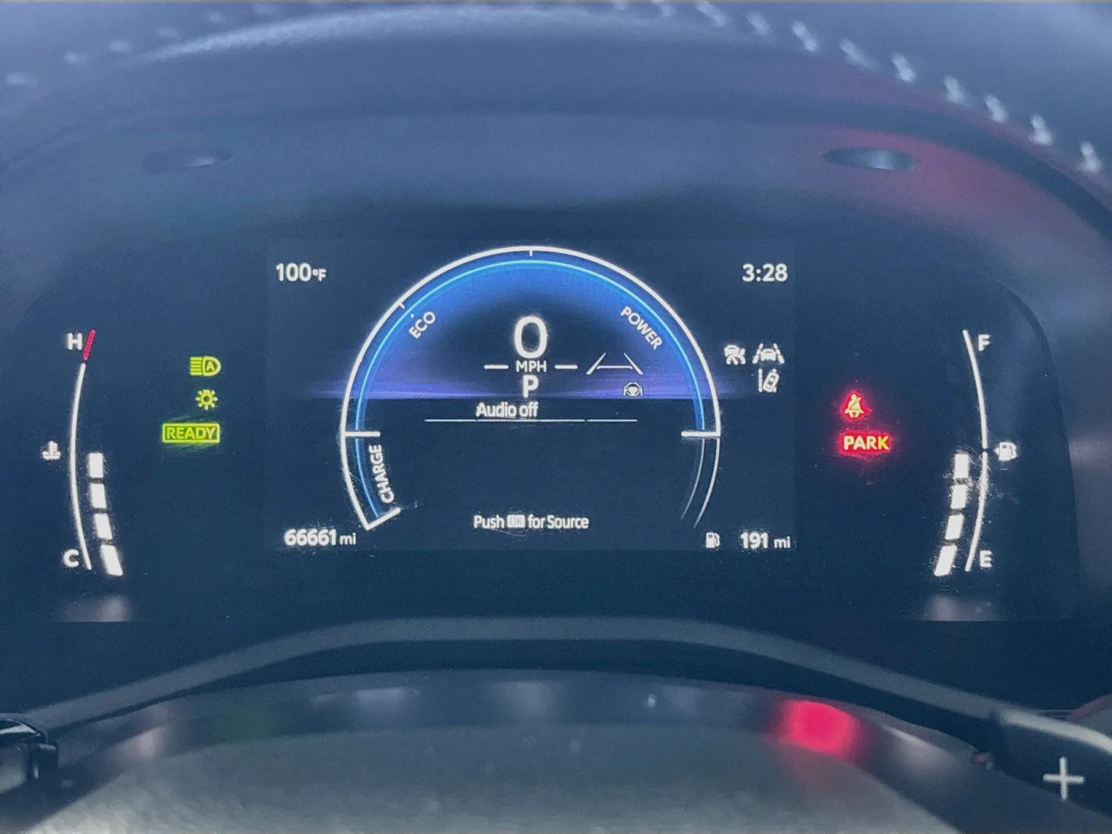 Toyota Camry photo 8