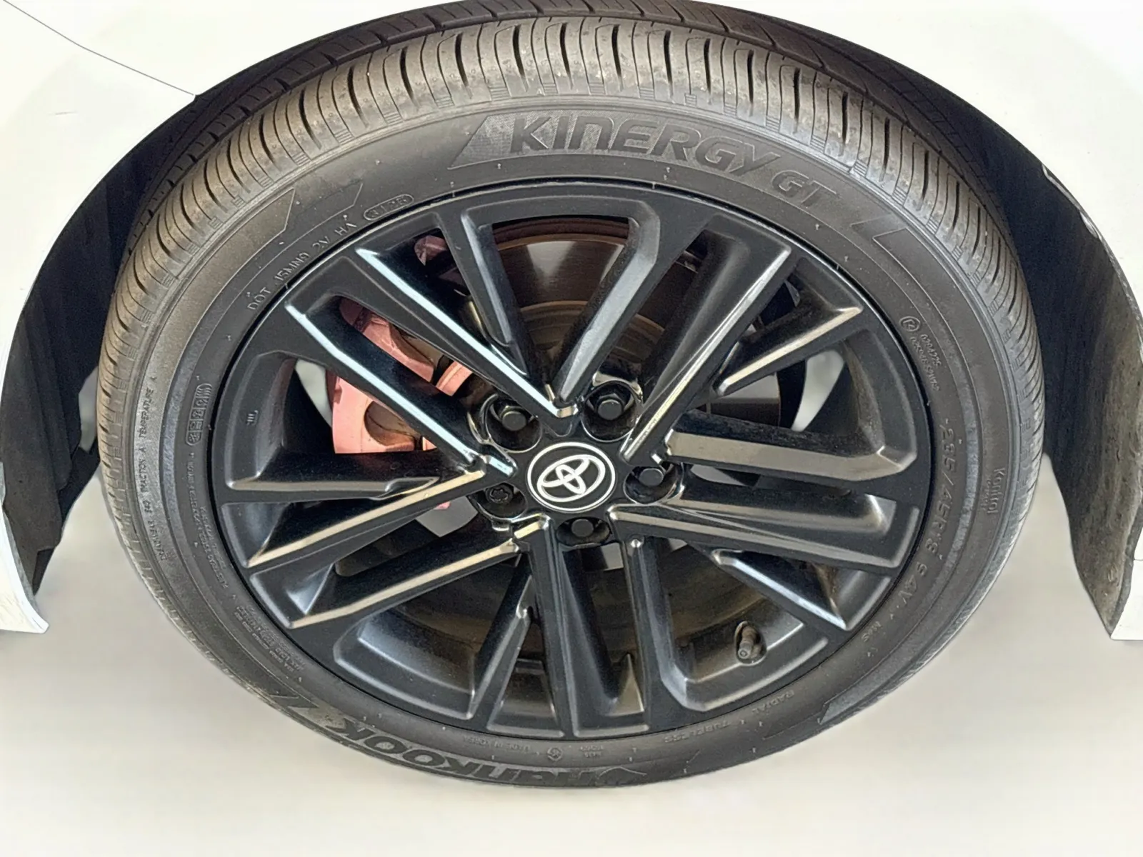 Toyota Camry photo 21
