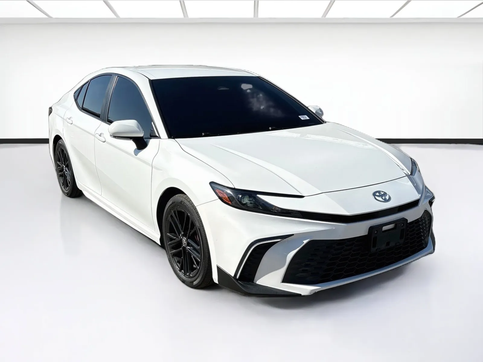 Toyota Camry photo 3