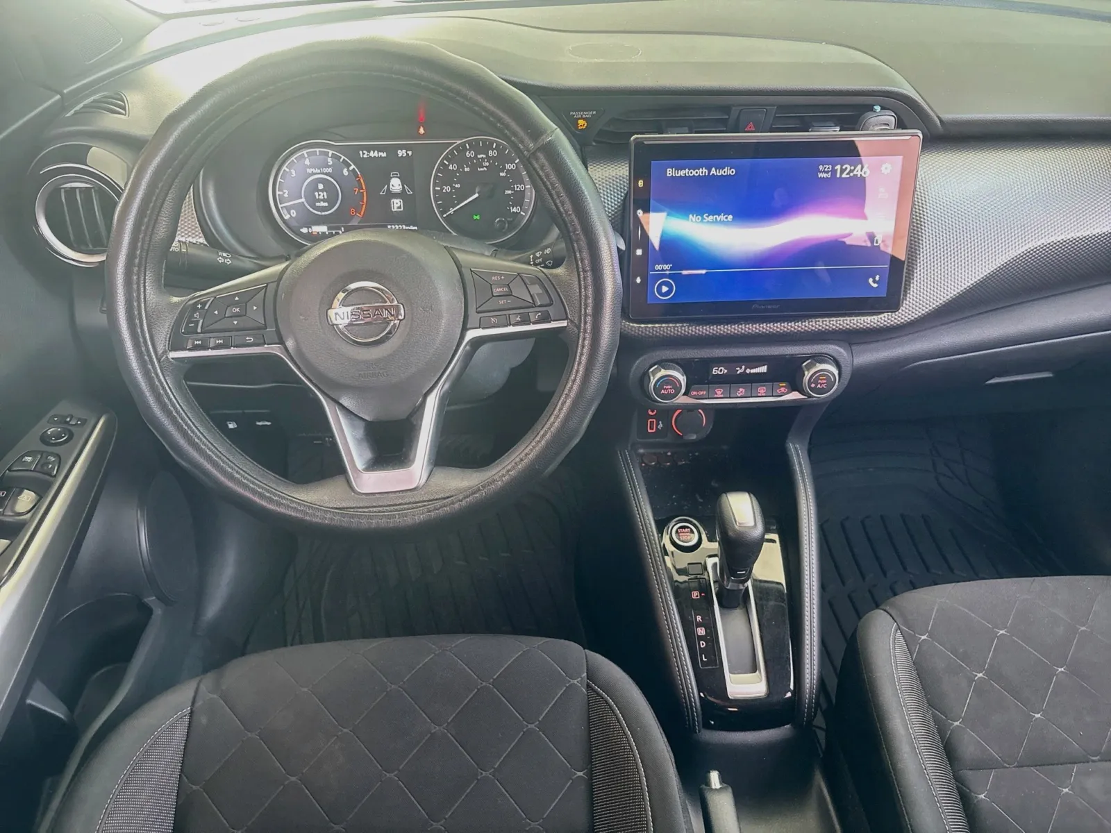 Nissan Kicks photo 15