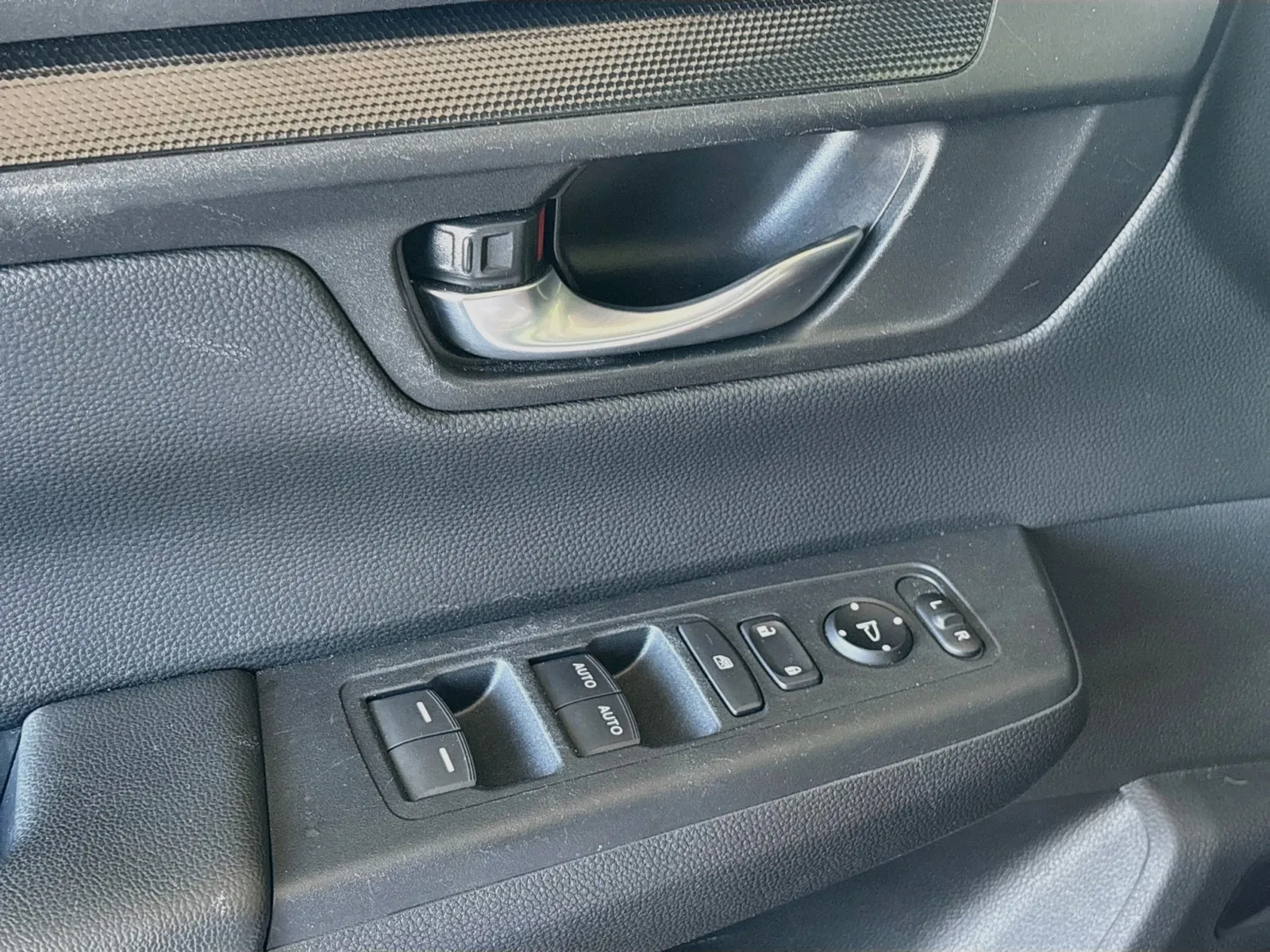 Honda CR-V photo 13