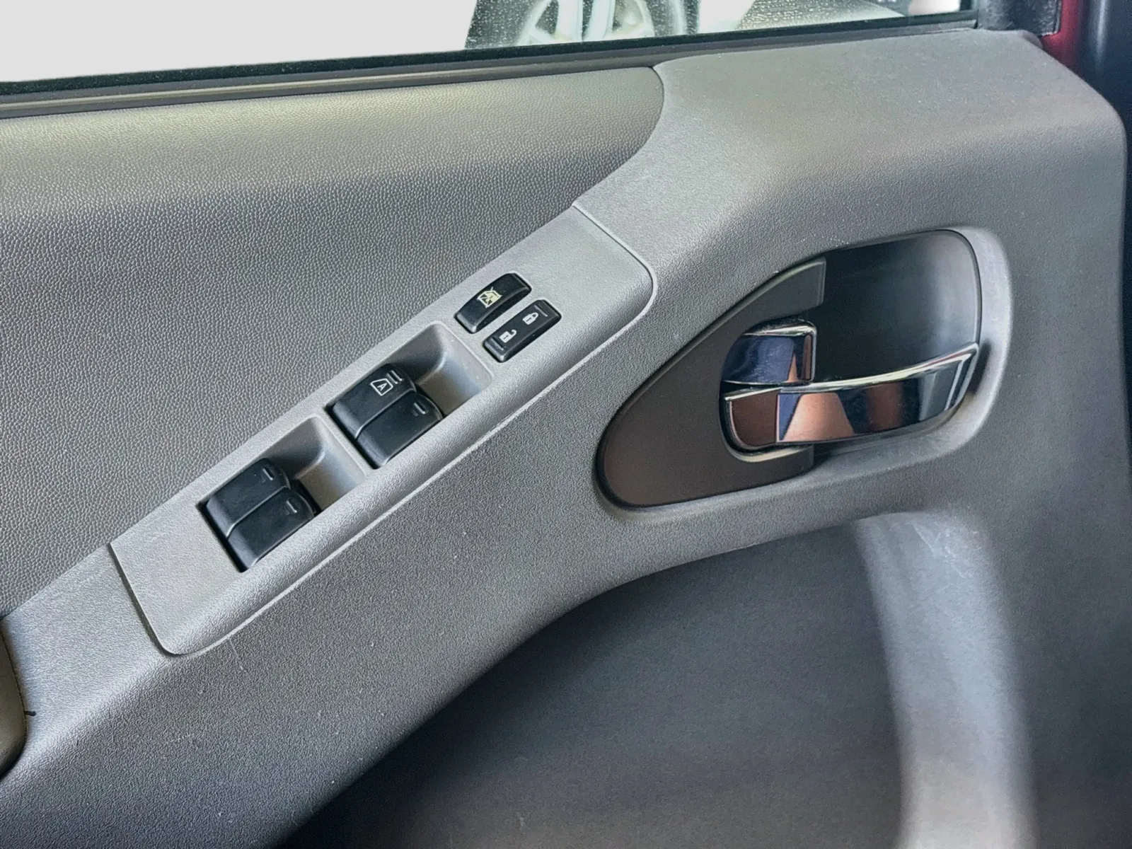 Nissan Frontier photo 11