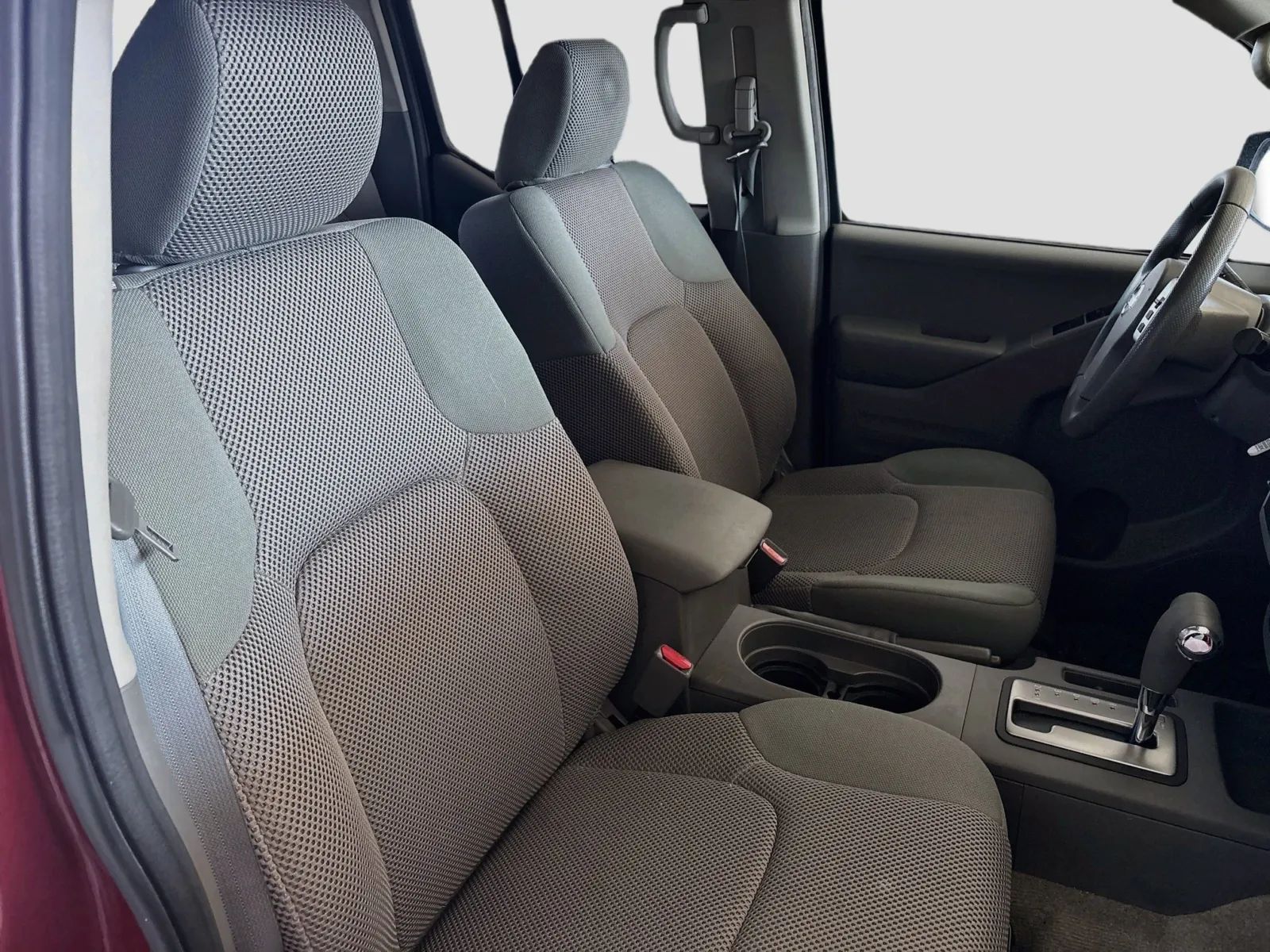 Nissan Frontier photo 17