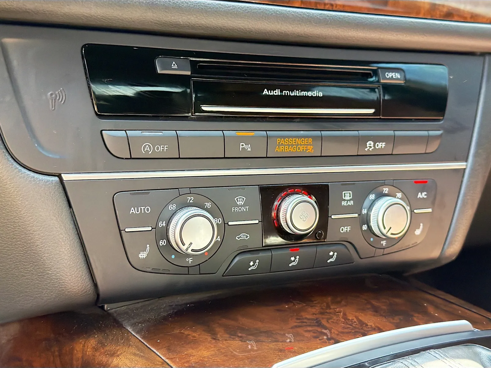 Audi A6 photo 11