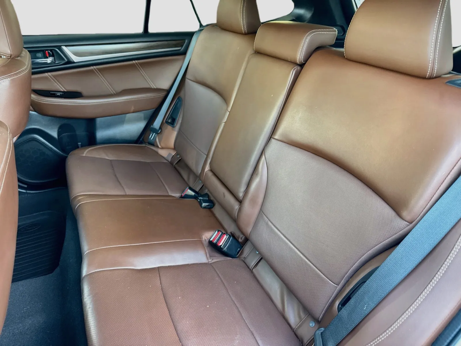 Subaru Outback photo 17