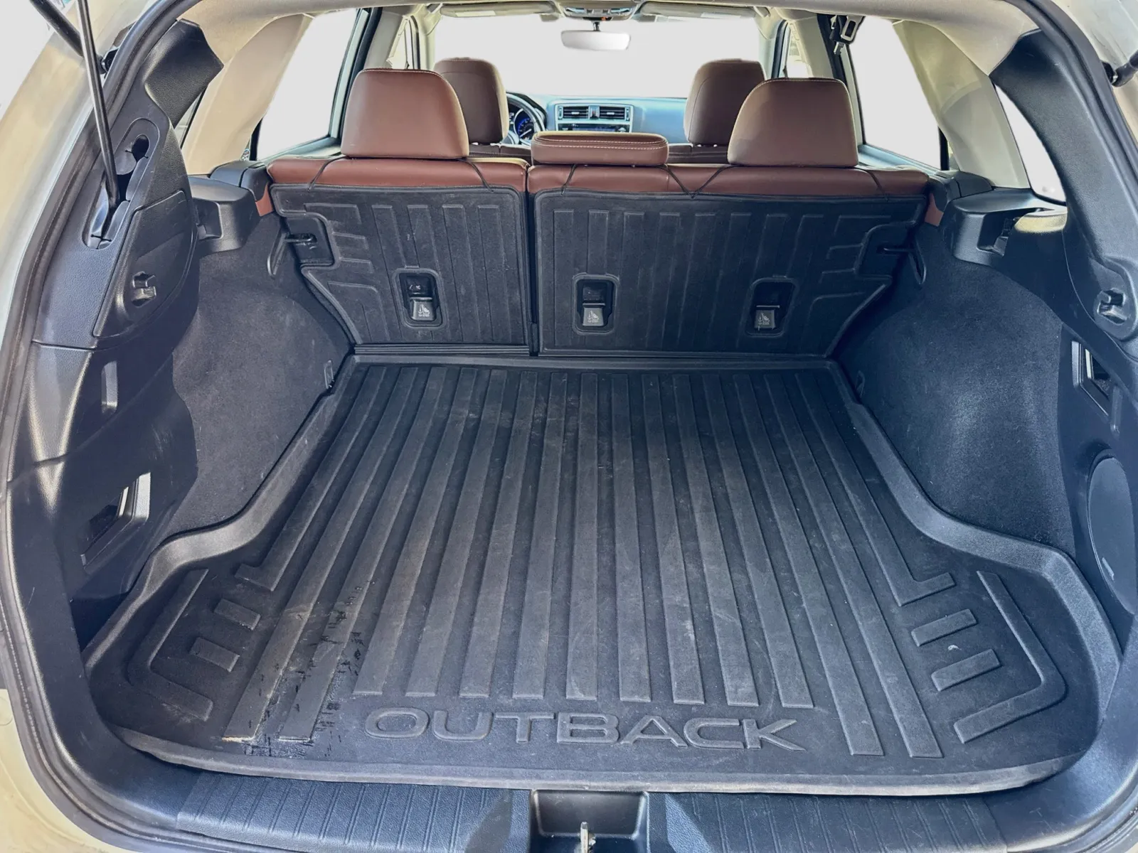 Subaru Outback photo 19