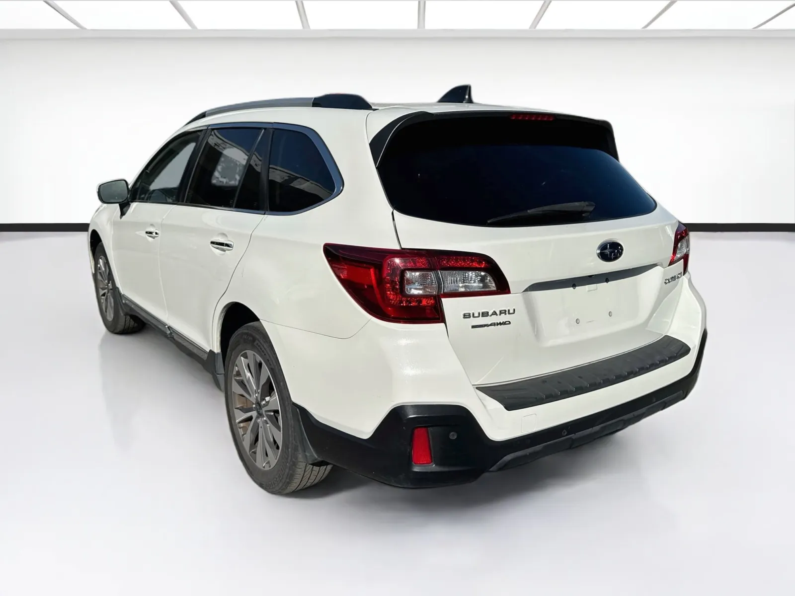 Subaru Outback photo 6