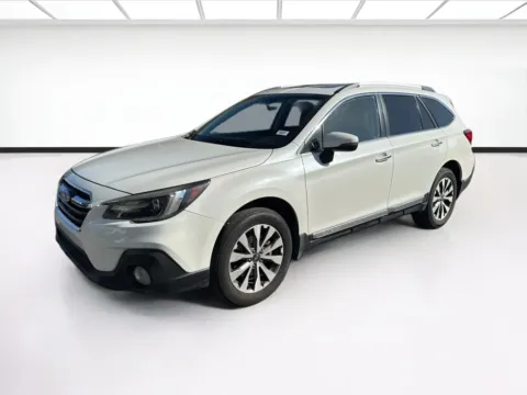 White 2019 Subaru Outback 2.5i Touring for sale in Fontana, CA