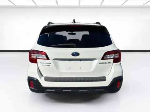More photos of 2019 Subaru Outback 2.5i Touring at KarGenie, CA
