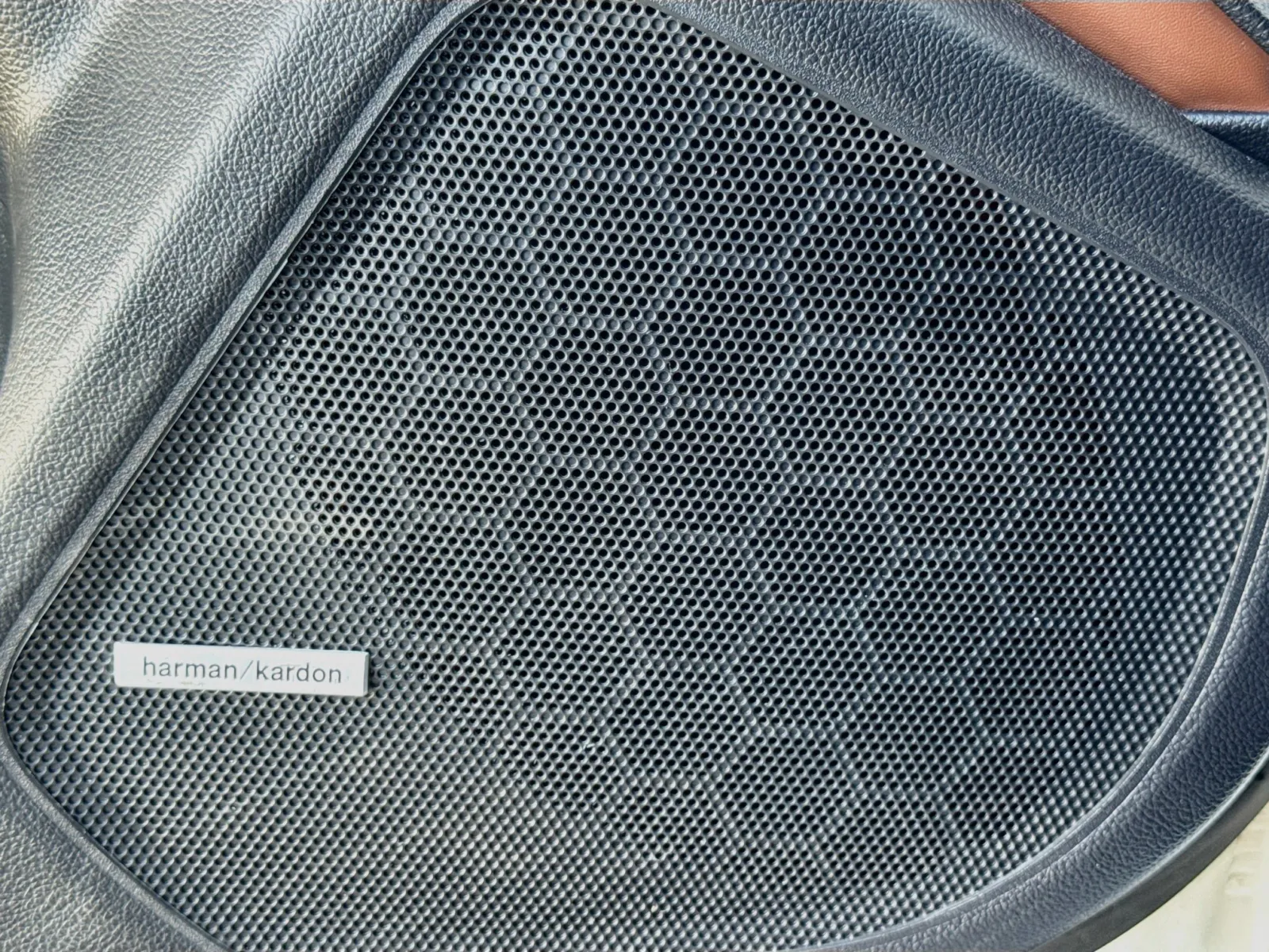 Subaru Outback photo 13