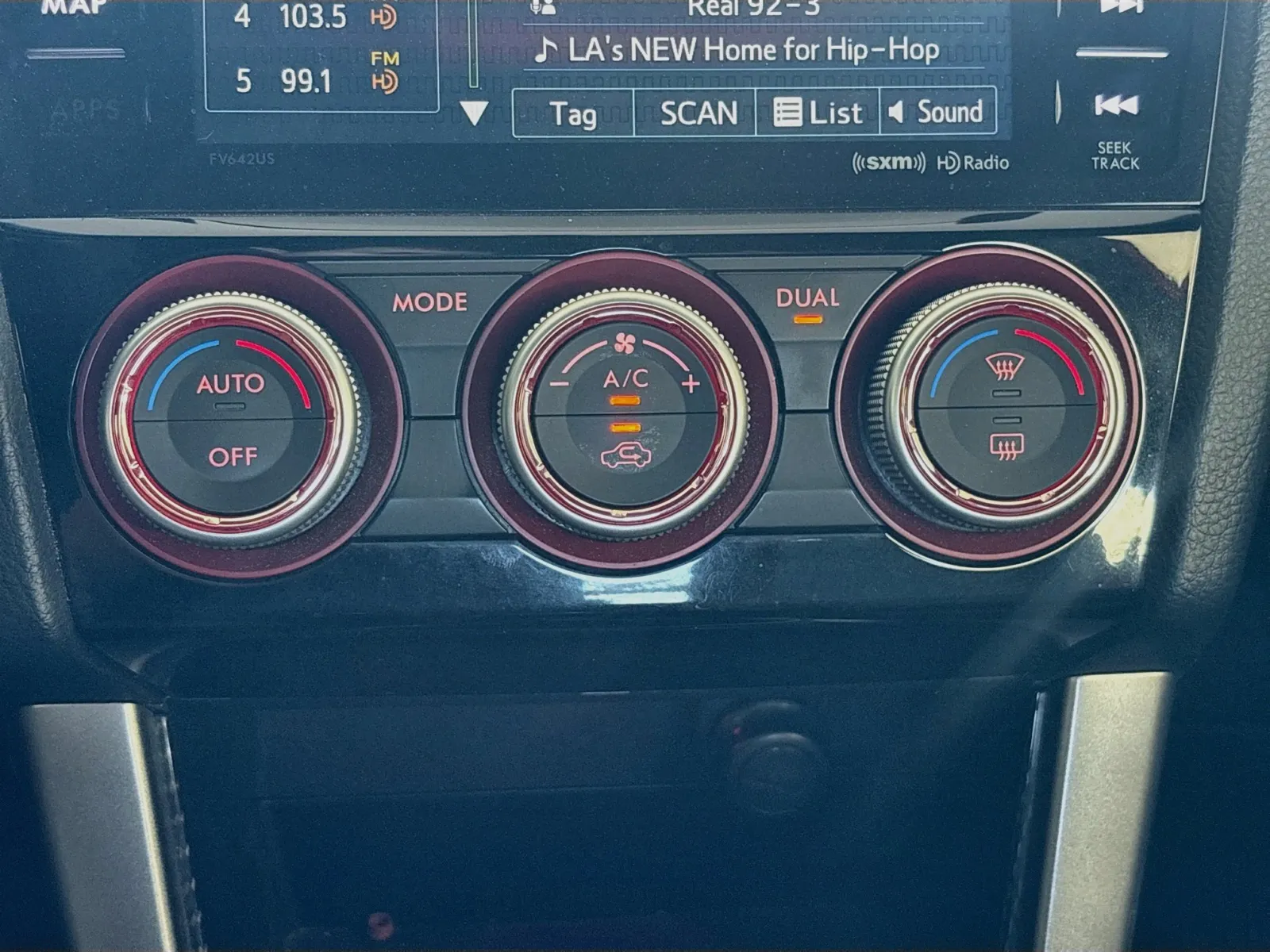 Subaru WRX photo 12