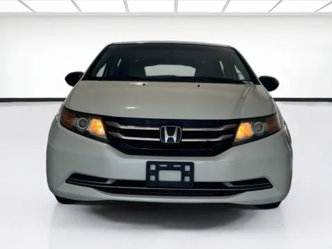 Photos of 2015 Honda Odyssey LX for sale in Fontana, CA at KarGenie