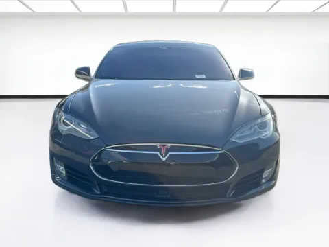 Photos of 2015 Tesla Model S P85D for sale in Fontana, CA at KarGenie