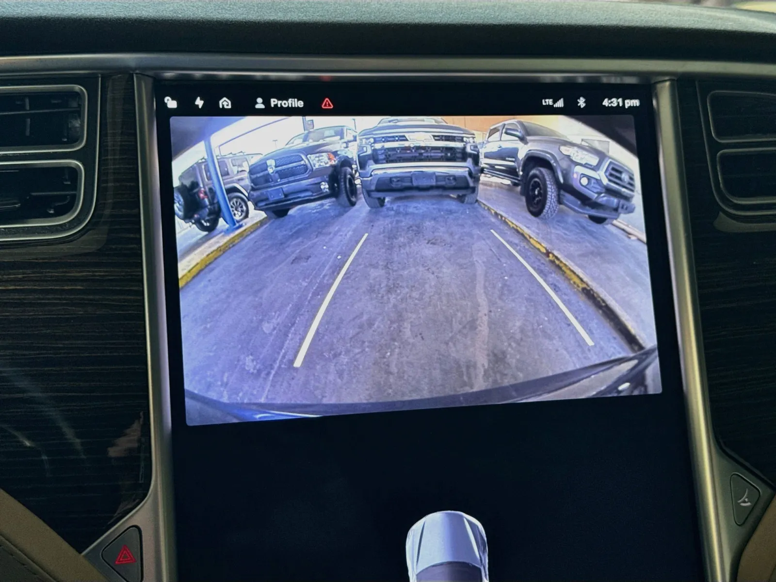 Tesla Model S photo 10