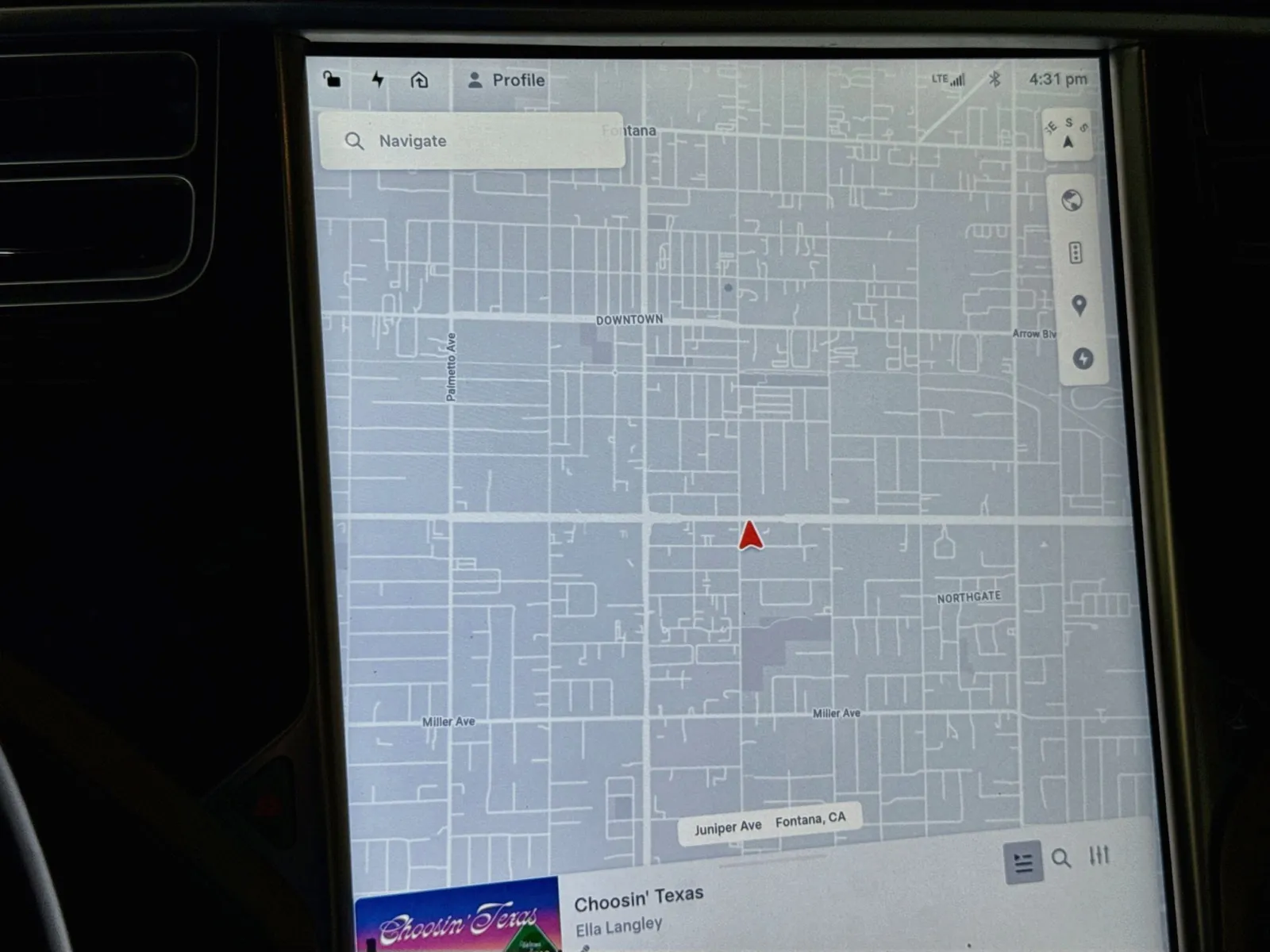 Tesla Model S photo 9