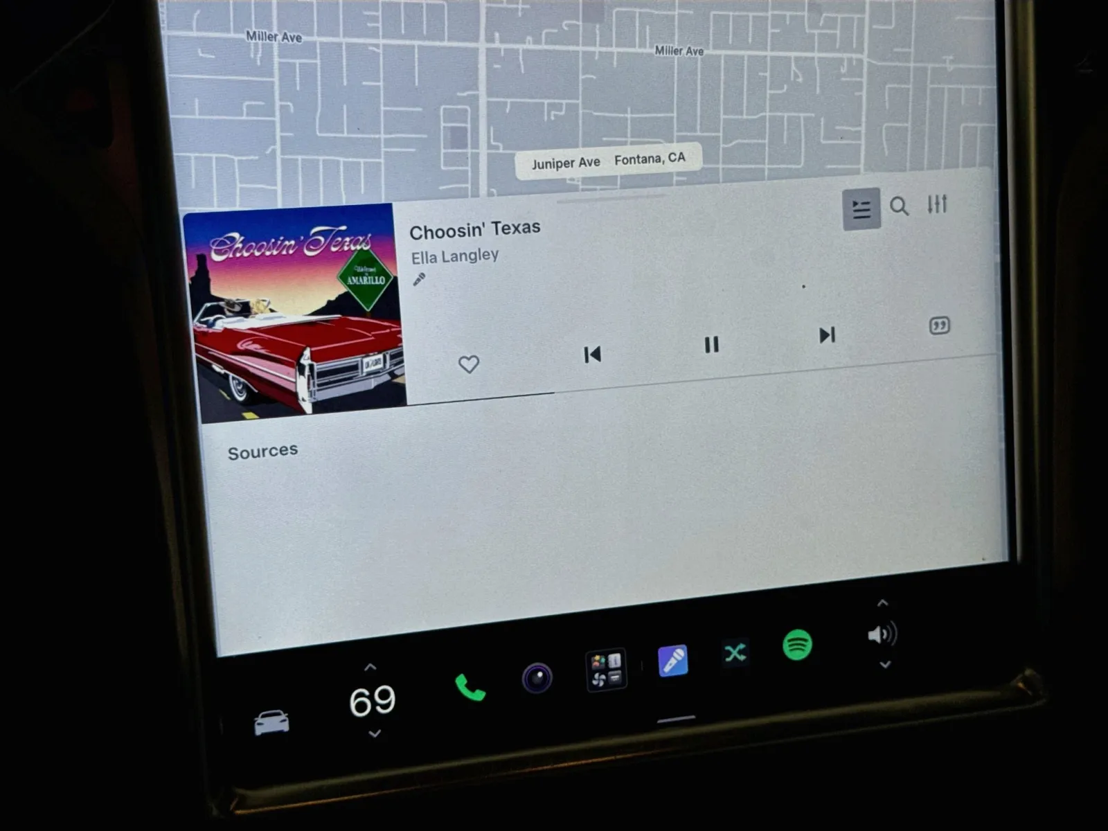 Tesla Model S photo 11