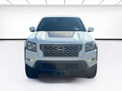 Photos of 2022 Nissan Frontier SV for sale in Fontana, CA at KarGenie