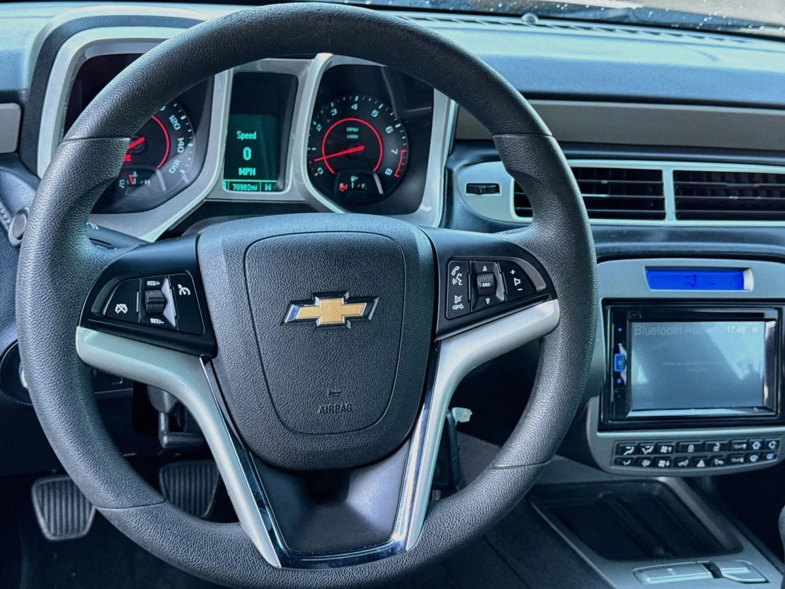 Chevrolet Camaro photo 12