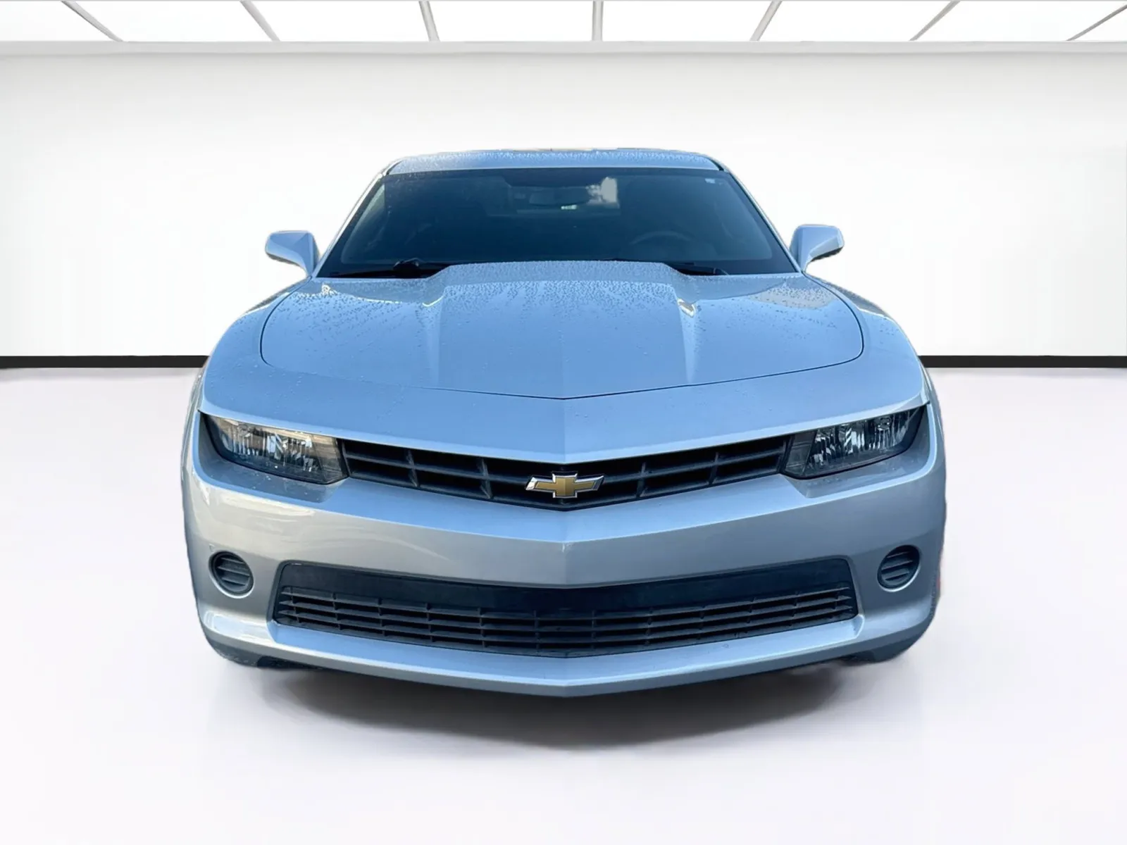Chevrolet Camaro photo 2