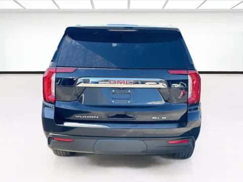 More photos of 2022 GMC Yukon SLE at KarGenie, CA