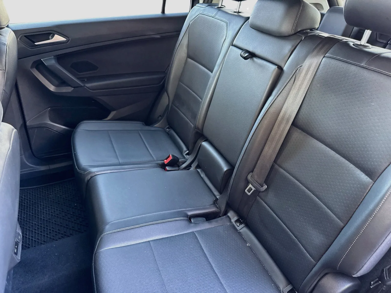 Volkswagen Tiguan photo 15